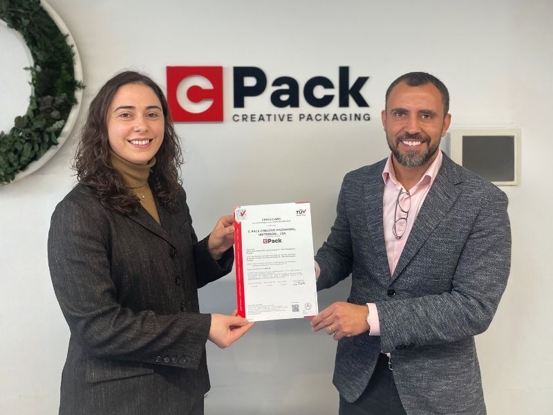 Entrega do certificado ISO 9001 à C-Pack Portugal pela TÜV AUSTRIA Iberia