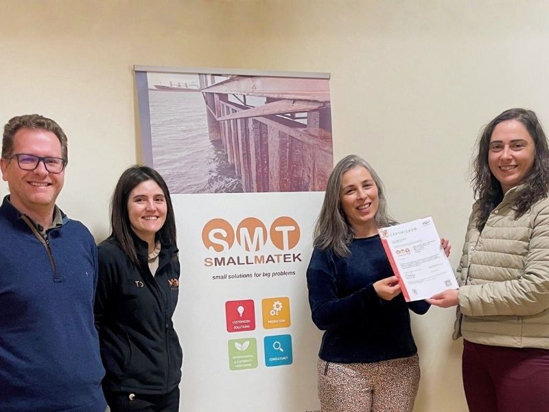 Entrega do certificado ISO 9001 à Smallmatek pela TÜV AUSTRIA Iberia